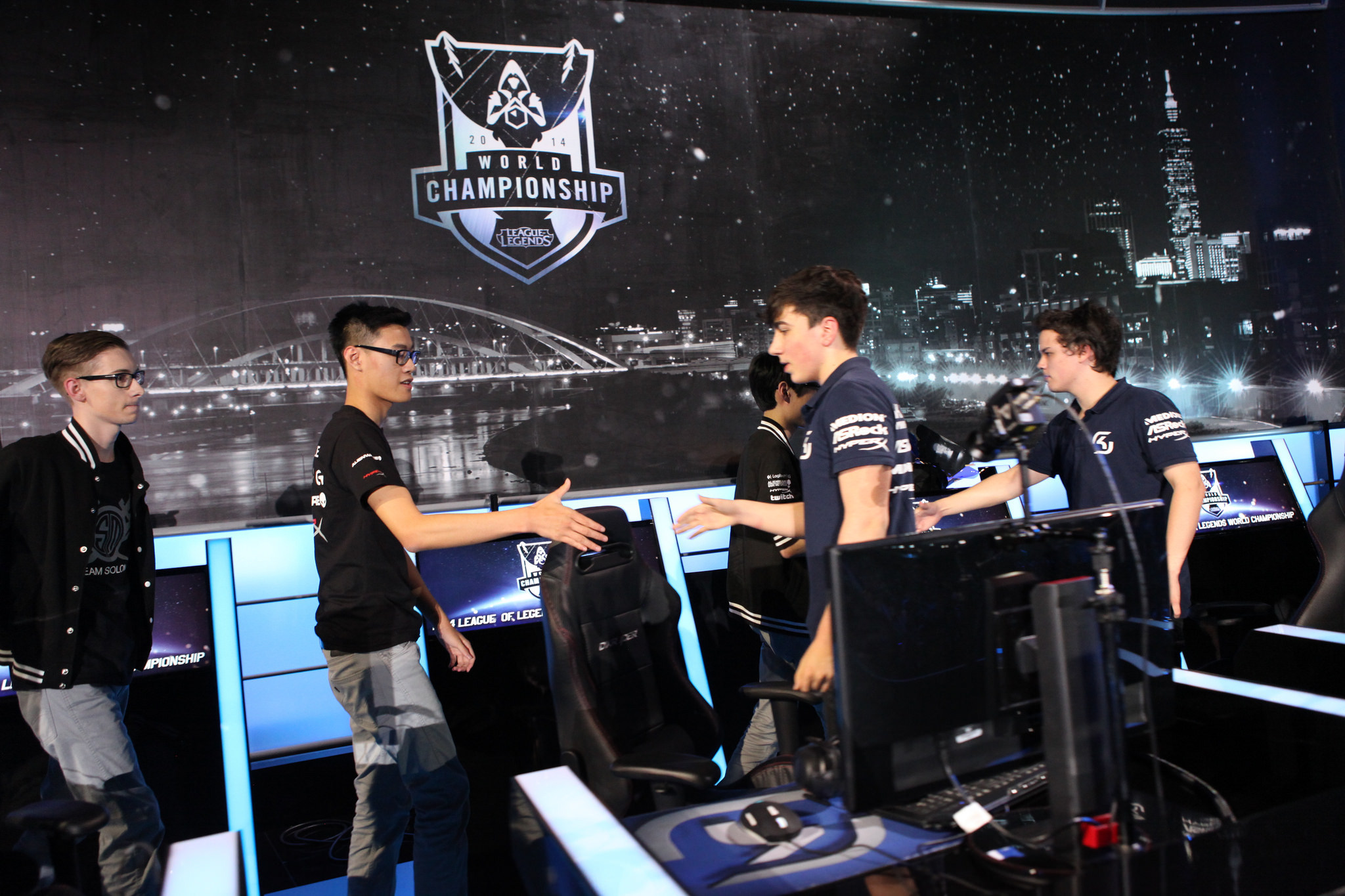 iG战队斩获LPL赛区全球总决赛席位！冒泡赛突围展电竞战队韧性